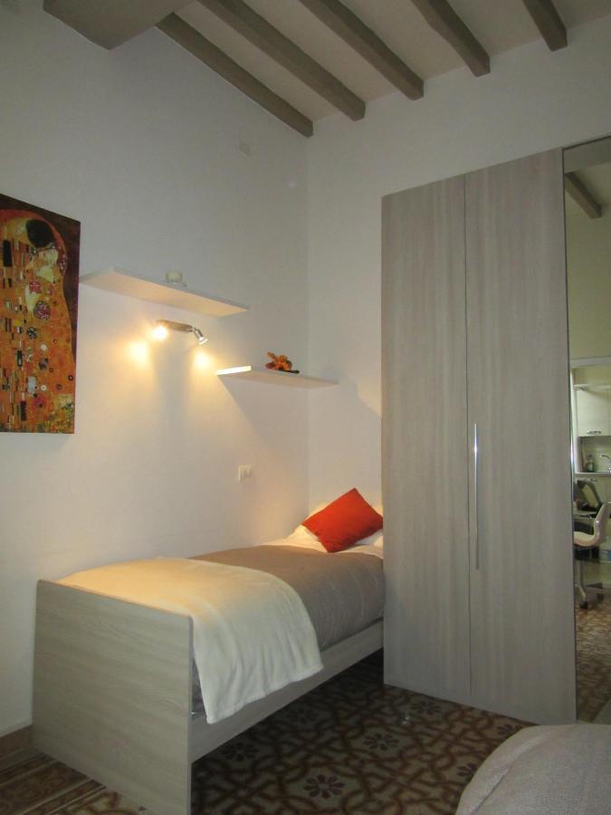 I Gioielli Di Perugia - Palazzo 1 - Via Deliziosa - Alloggi E Camere In Centro Storico Eksteriør bilde